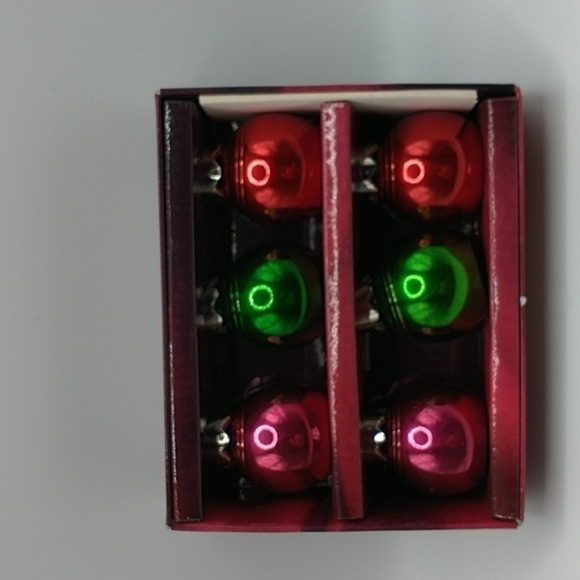 Linens N Things Set of Six Christmas Ornament Placecard Holders with Bla… - Picture 1 of 9